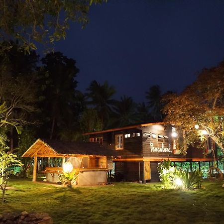 Peaceland Hostel Panglao Island Exterior photo