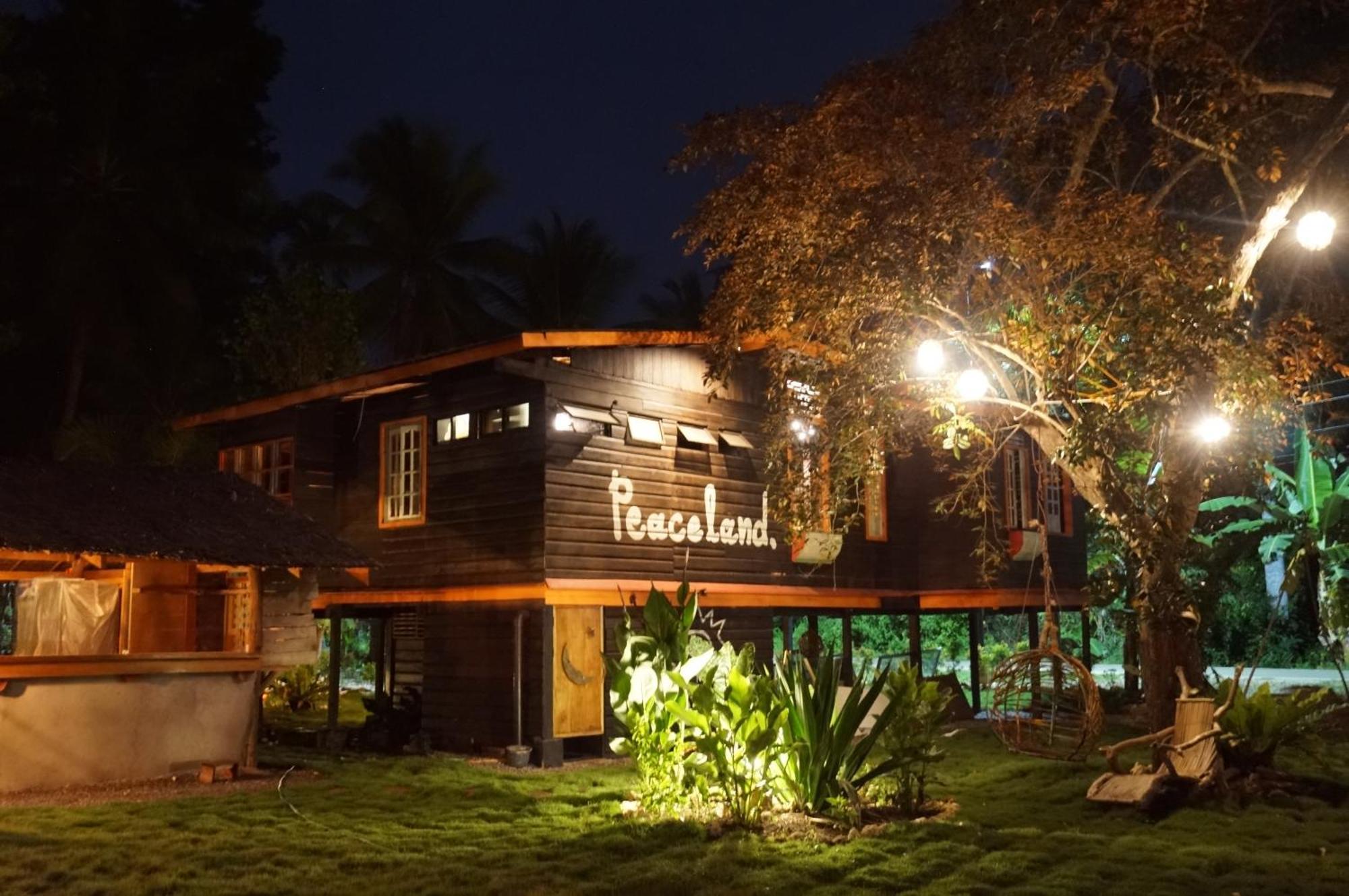 Peaceland Hostel Panglao Exterior photo